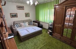 Apartament cu 3 camere, 60 mp, decomandat, zona Obcini