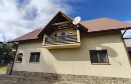 Casa 5 camere, zona ultracentrala, 1500mp teren, Radauti