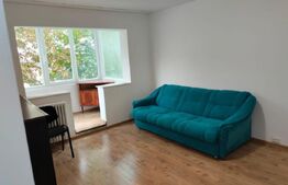 Apartament cu 3 camere, etaj intermediar, George Enescu