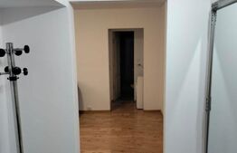 Apartament cu 3 camere, etaj intermediar, George Enescu