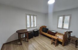 Casa individuala, 60mp, teren 3000mp, zona Padureni, Siret