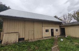 Casa individuala, 60mp, teren 3000mp, zona Padureni, Siret
