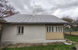 Casa individuala, 60mp, teren 3000mp, zona Padureni, Siret