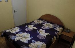 Apartament 2 camere, 40 mp, etaj 2, aproape de Universitate