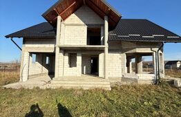 Casa cu etaj la rosu, 160 mp utili, 1200 mp teren, zona Trei Movile - Scheia