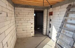 Casa cu etaj la rosu, 160 mp utili, 1200 mp teren, zona Trei Movile - Scheia