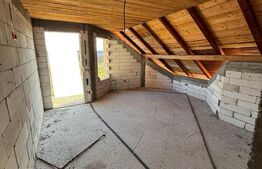 Casa cu etaj la rosu, 160 mp utili, 1200 mp teren, zona Trei Movile - Scheia