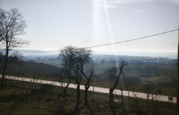 Casa individuala, 1800mp teren, zona Mitocu Dragomirnei, Suceava