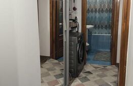 Apartament 3 camere, decomandat, 60mp. Parter inalt, zona Burdujeni, Comlemn