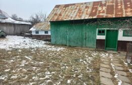 Casa batraneasca, 40 mp si teren intravilan de 2700 mp, loc. Stanca - Zvoristea