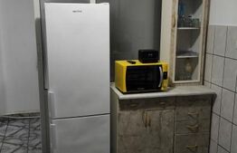 Apartament 4 camere, decomandat, parter, 78 mp, zona Burdujeni