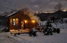 Pensiune turistică complet funcțională, cu saună rusească, zona Cacica, Suceava