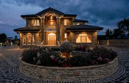 Casa exclusivista cu arhitectură unică, 320mp utili, Horodnic de Sus, Radauti