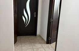 Apartament 2 camere, decomandat, etaj 3, zona Centrala