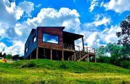 Cabana Tiny House, cu 2 ha teren intravilan, în Bucovina, Moldovita