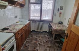 Apartament 2 camere, 43 mp, semidecomandat, zona Ultracentrală 