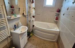 Apartament cu 3 camere, 82 mp, zona George Enescu