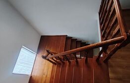 Casă individuală, 150 mp, teren 10.000mp, la periferia Sucevei