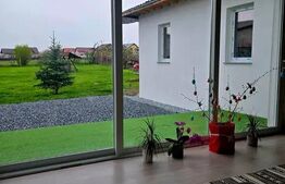 Casă de vânzare, Burdujeni, 7ari teren.