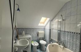 Apartament 4 camere, decomandat, Radauti