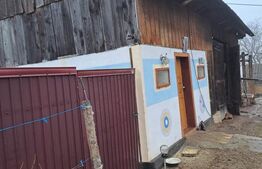 Casa parter, 72 mp utili, 1600 mp teren, zona Maritei