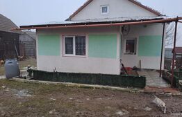 Casa parter, 72 mp utili, 1600 mp teren, zona Maritei