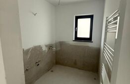 Apartament 3 camere, 80 mp, zona Burdujeni