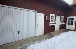 Casa  spatioasa , teren 3300 mp, Dornesti