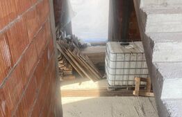 Casa cu etaj la rosu, 140 mp utili, 400 mp teren, zona Lisaura