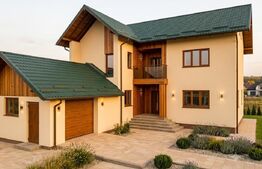 Casa Liteni, Dolhasca, 2500 mp teren, 180 mp utili, 5 camere