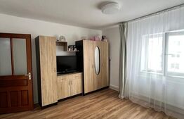 Garsoniera, etajul 2, zona Mihai Viteazul, Radauti