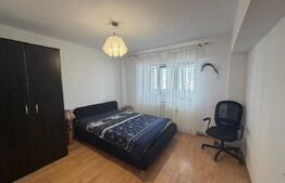 Apartament 3 camere , central , Radauti 