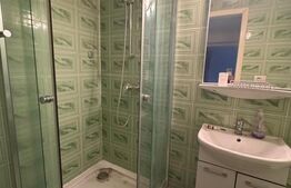 Apartament 3 camere , central , Radauti 