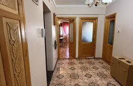 Apartament 3 camere, decomandat, 66.3 mp, zona Catedrala 