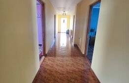 Casa multifunctionala, 420mp, 2300mp teren, Siret