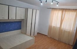 Garsoniera , etaj intermediar, Radauti