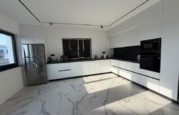 Casa moderna, materiale premium, 286 mp utili, view superb Mitoc Suceava 