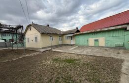 Casa batraneasca , renovabila , 1586 mp teren , Dumbraveni Suceava 