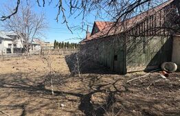 Casa batraneasca , renovabila, teren 777mp in Radauti