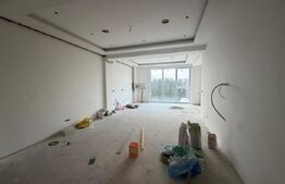 Apartament 3 camere , 89 mp utili,  etj 1, semifinisat , Radauti