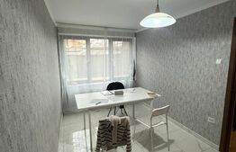 Apartament cu 3 camere, 60 mp, pretabil spatiu comercial, zona Centrala