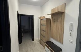 Apartament cu 3 camere, bloc nou, decomandat, zona Centrala