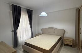Apartament cu 3 camere, bloc nou, decomandat, zona Centrala