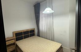 Apartament cu 3 camere, bloc nou, decomandat, zona Centrala
