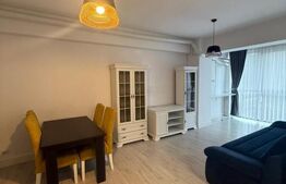 Apartament cu 3 camere, bloc nou, decomandat, zona Centrala