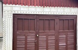 Casă de vânzare, 8 camere, 263 mp + 400 mp teren, în Câmpulung Moldovenesc 