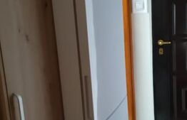 Apartament 2 camere, 40 mp, semidecomandat, etaj intermediar, zona Universității