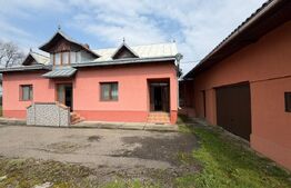 Casa 5 camere, 21 ari teren, zona Darmanesti