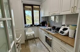 Apartament cu 3 camere, etaj 2, renovat complet - zonă Centrală 