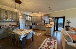 Oportunitate de investitie! Casa in zona de padure, teren 1500mp.